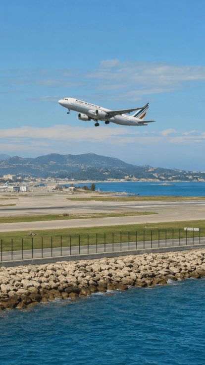 Hôtel proche aéroport Nice Côte d’Azur : 20 min en tramway direct